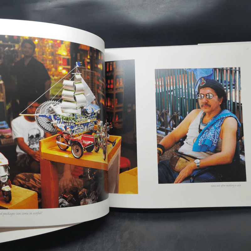 The Jatujak Market of Bangkok - Simon Bonython รูปที่ 13