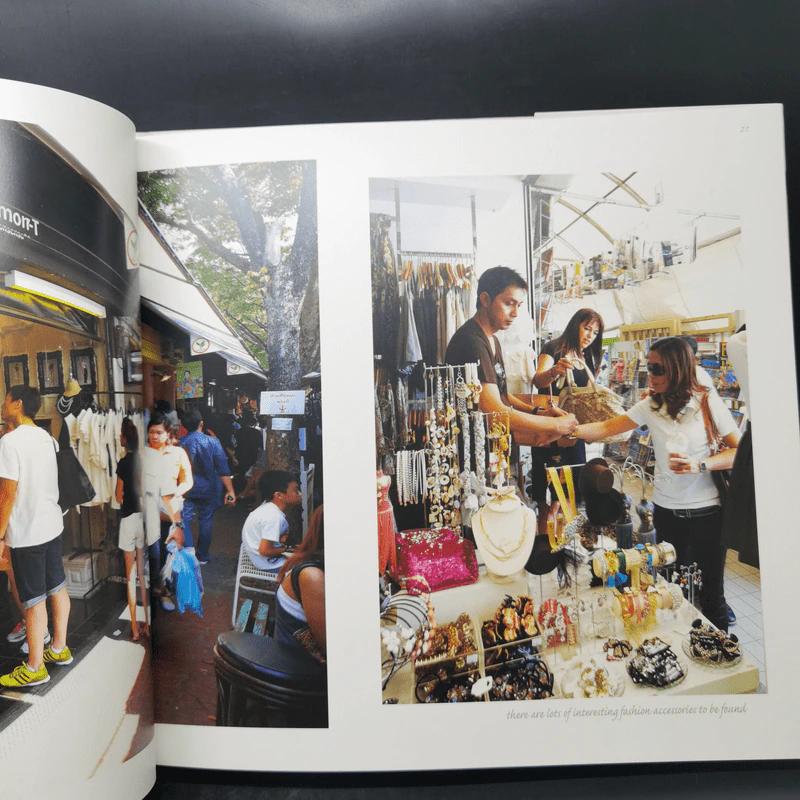 The Jatujak Market of Bangkok - Simon Bonython รูปที่ 11