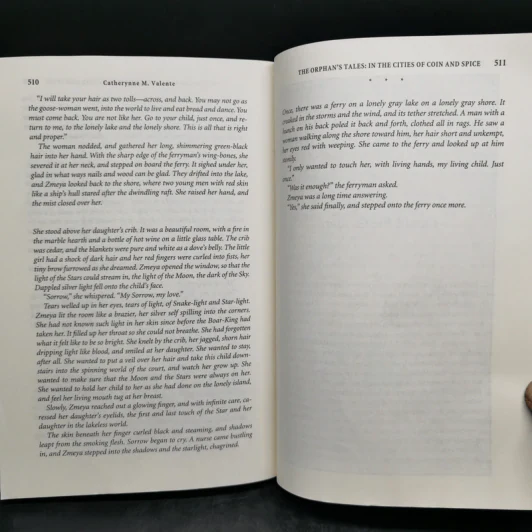 In the Cities of Coin and Spice - Catherynne M. Valente รูปที่ 11