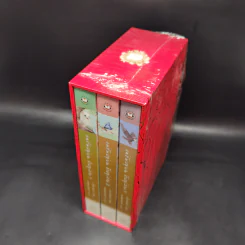 แม่ทัพอยู่บน ข้าอยู่ล่าง 3 เล่มจบ Boxset - จวี๋ฮวาซั่นหลี่ รูปที่ 4