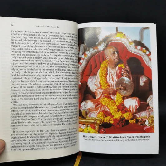Bhagavad-Gita As It Is - A. C. Bhaktivedanta Swami Prabhupada รูปที่ 13