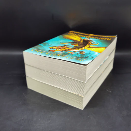 วีรบุรุษผู้สาบสูญ + บุตรแห่งสมุทรเทพ + รอยตราอาธีน่า - Rick Riordan รูปที่ 6