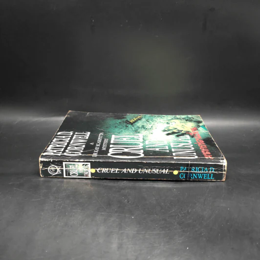 ฆาตกรซ่อนเงื่อน Cruel and Unusual - Patricia D. Cornwell รูปที่ 3