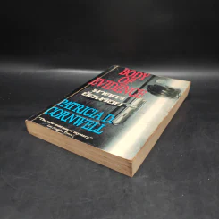ฆาตกรย้อนรอย Body of Evidence - Patricia D. Cornwell รูปที่ 4