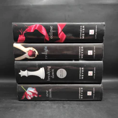 The Twilight Saga 4 เล่มจบ (ปกแข็ง) - Stephenie Meyer รูปที่ 2