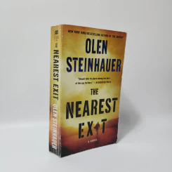 The Nearest Exit - Olen Steinhauer รูปที่ 1