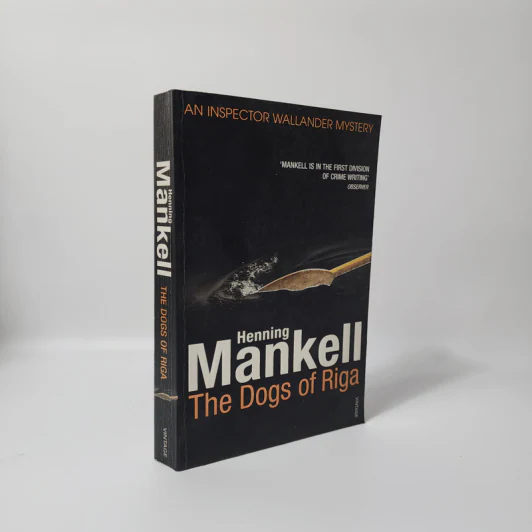 The Dogs of Riga - Henning Mankell รูปที่ 1