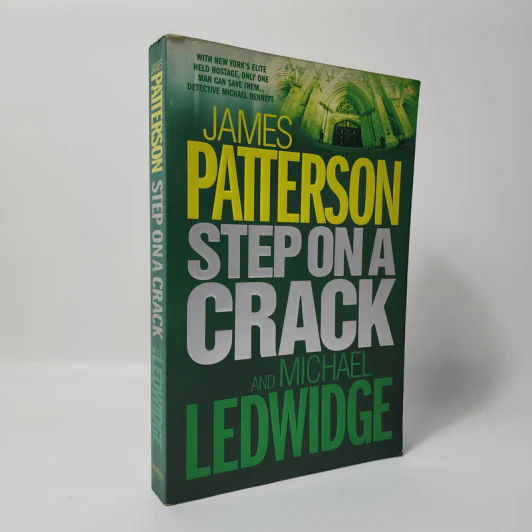 Step On A Crack - James Patterson, Michael Ledwidge รูปที่ 1