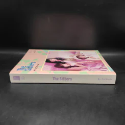 BNK48 1st Photobook "The Sisters" TYPE A รูปที่ 3