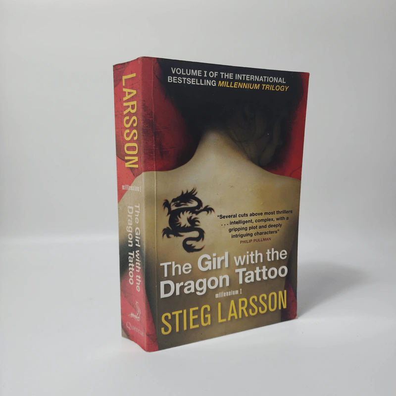 The Girl with the Dragon Tatttoo - Stieg Larsson รูปที่ 1