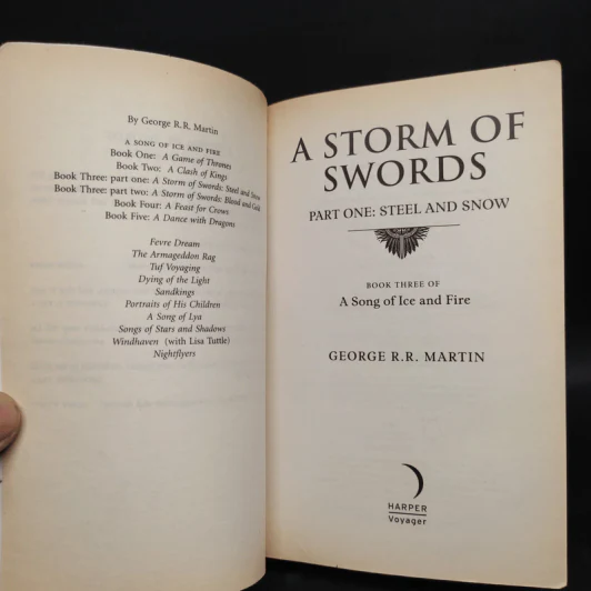A Storm of Swords - George R.R. Martin รูปที่ 5