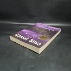 บาปนักบุญ - Daniel Silva รูปที่ 4