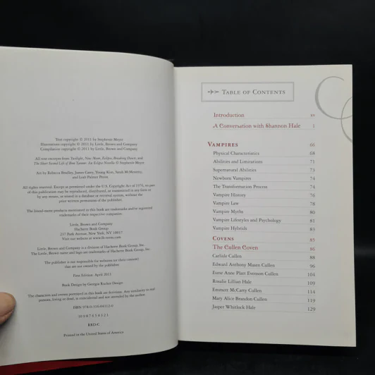 The Twilight Saga: the official illustrated guide - Stephenie Meyer รูปที่ 5