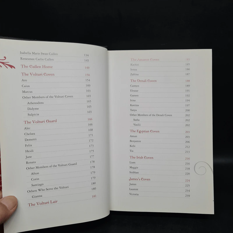 The Twilight Saga: the official illustrated guide - Stephenie Meyer รูปที่ 6