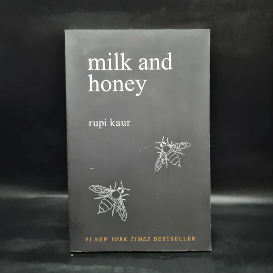 Milk and Honey - Rupi Kaur รูปที่ 1