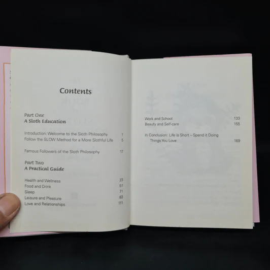 The Little Book of Sloth Philosophy - Jennifer McCartney รูปที่ 5