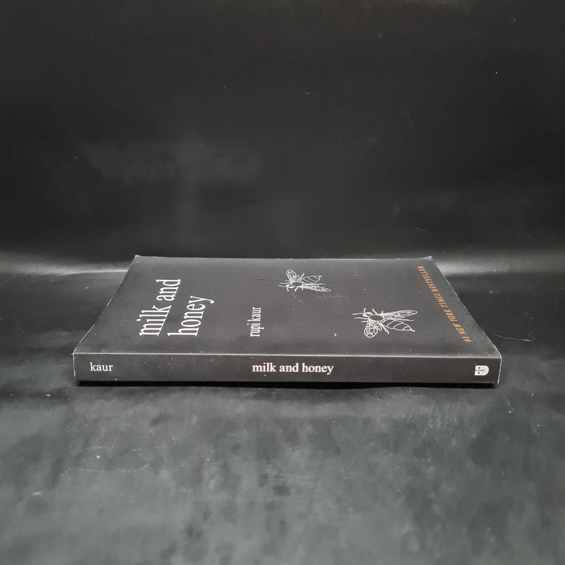 Milk and Honey - Rupi Kaur รูปที่ 3