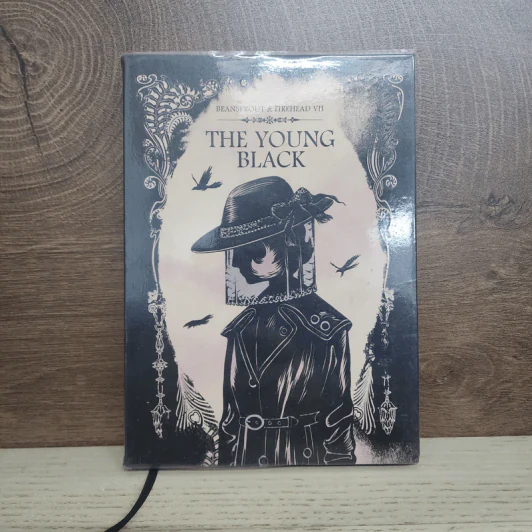 The Young Black เรื่องราวของสุภาพสตรีชุดดำ กับความทรงจำจากเงามืด - ทรงศีล ทิวสมบุญ รูปที่ 1