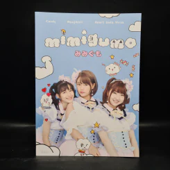 BNK48 Mimigumo Photobook รูปที่ 1