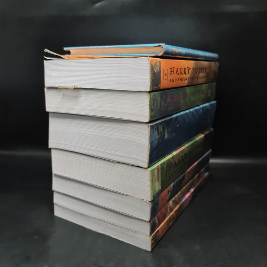 Box Set Harry Potter Year 1-7 แฮร์รี่ พอตเตอร์ 7 เล่มจบ + นิทานของบีเดิลยอดกวี - J.K.Rowling รูปที่ 9