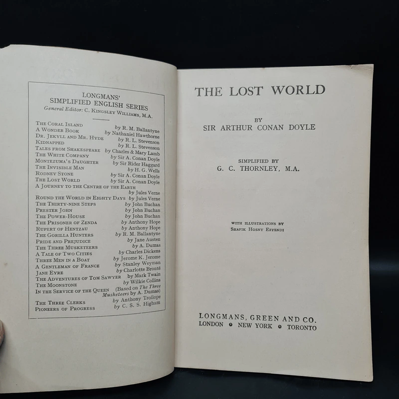 The Lost World - Longman's Simplifield English Series รูปที่ 5