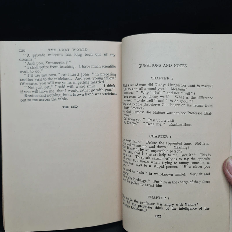 The Lost World - Longman's Simplifield English Series รูปที่ 8