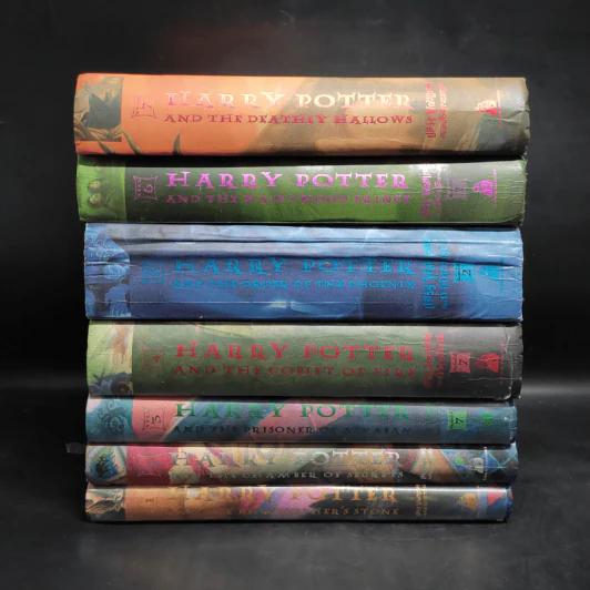 Harry Potter Year 1-7 แฮร์รี่ พอตเตอร์ 7 เล่มจบ (ปกแข็ง) - J.K.Rowling รูปที่ 2