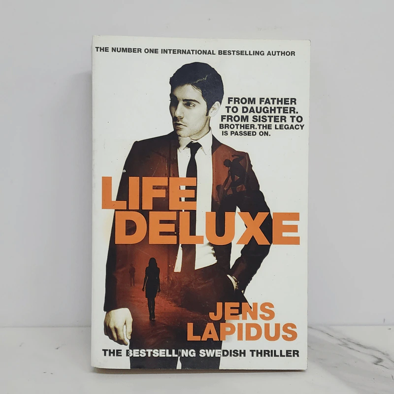 Life Deluxe - Jens Lapidus รูปที่ 1