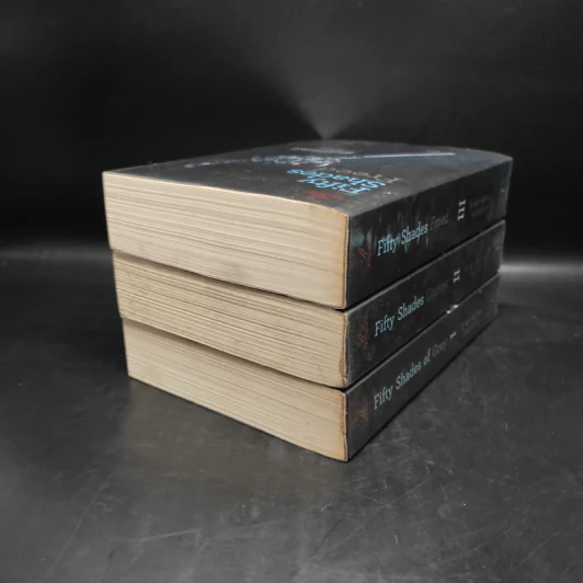 Box Set Fifty Shades of Grey ฟิฟตี้ เชดส์ 3 เล่มจบ รูปที่ 8