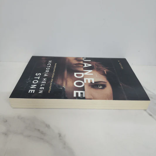 Jane Doe - Victoria Helen Stone รูปที่ 3