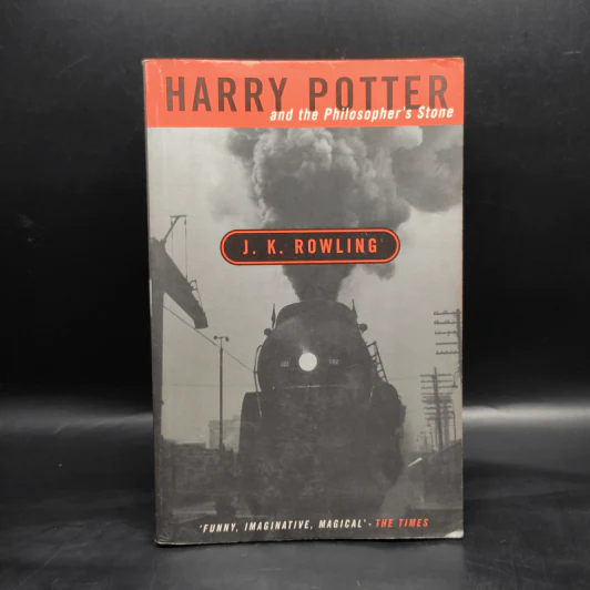 Harry Potter and the Philosopher's Stone - J.K. Rowling รูปที่ 1
