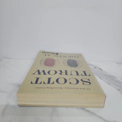 Identical - Scott Turow รูปที่ 4