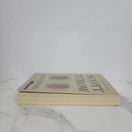 Identical - Scott Turow รูปที่ 3