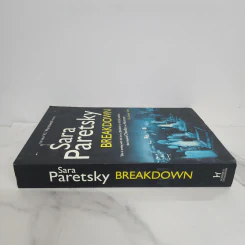 Breakdown - Sara Paretsky รูปที่ 2