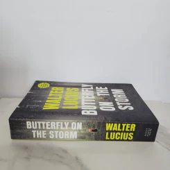 Butterfly on the Storm - Walter Lucius รูปที่ 2