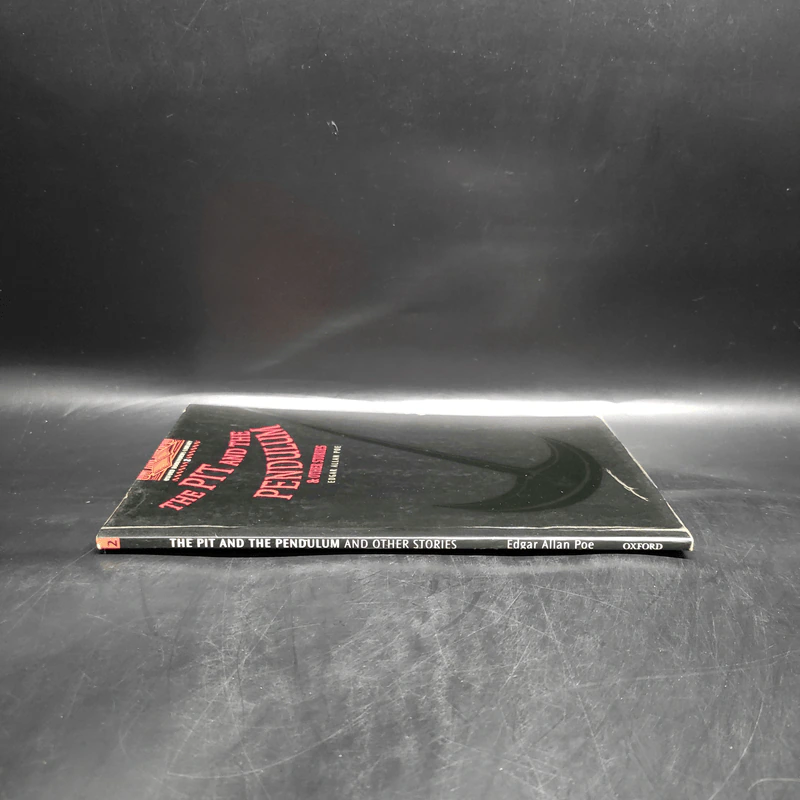 The Pit and the Pendulum and Other Stories - Oxford Bookworms Library: Stage 2 รูปที่ 3