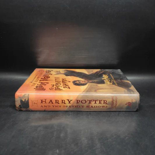 Harry Potter Year 7 แฮร์รี่ พอตเตอร์ กับเครื่องรางยมทูต (ปกแข็ง) - J.K.Rowling รูปที่ 3