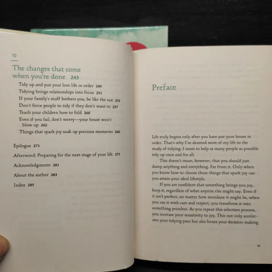 Box Set Tidying up with Marie Kondo รูปที่ 15