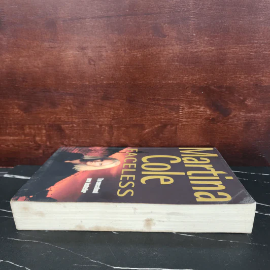 Faceless - Martina Cole รูปที่ 3