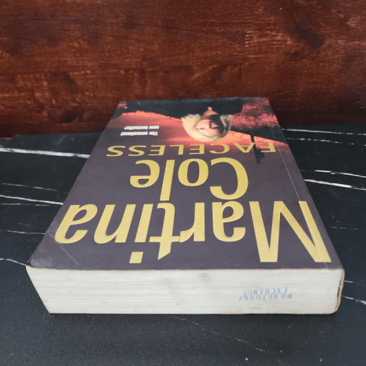 Faceless - Martina Cole รูปที่ 5