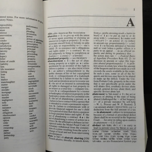 Merriam-Webster's Dictionary of Law รูปที่ 6
