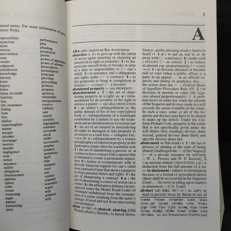 Merriam-Webster's Dictionary of Law รูปที่ 6