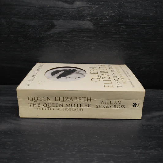 Queen Elizabeth the Queen Mother - William Shawcross รูปที่ 3