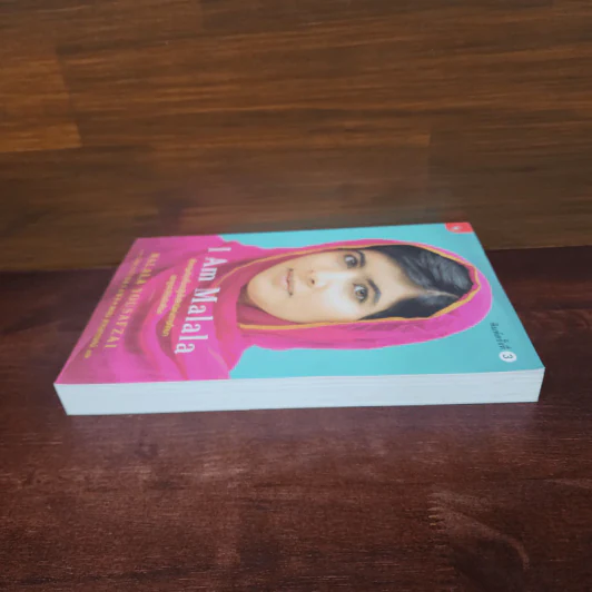 I Am Malala เด็กหญิงที่ลุกขึ้นต่อสู้เพื่อสิทธิแห่งการศึกษาและถูกตาลิบันยิงศีรษะ รูปที่ 3