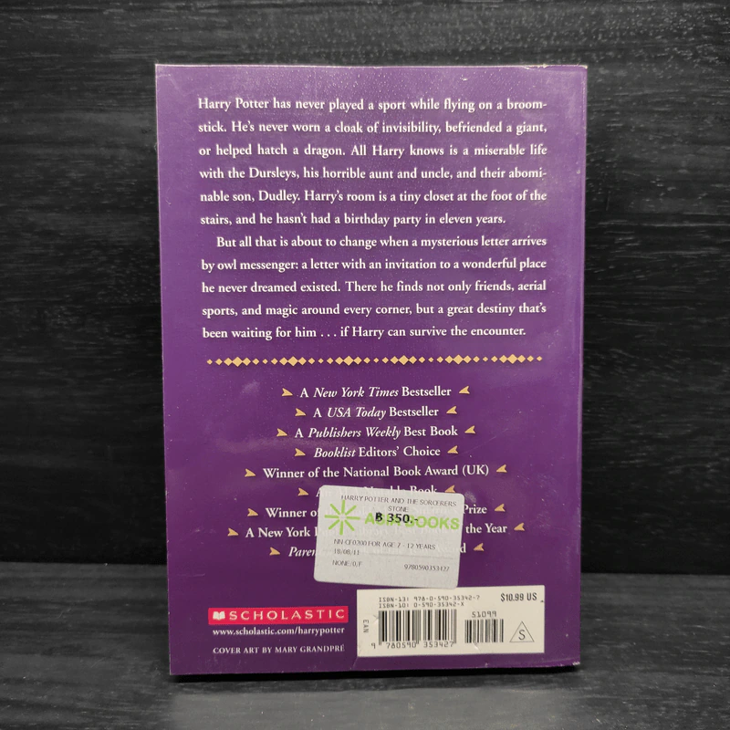Harry Potter And The Sorcerer's Stone - J.K.Rowling รูปที่ 2