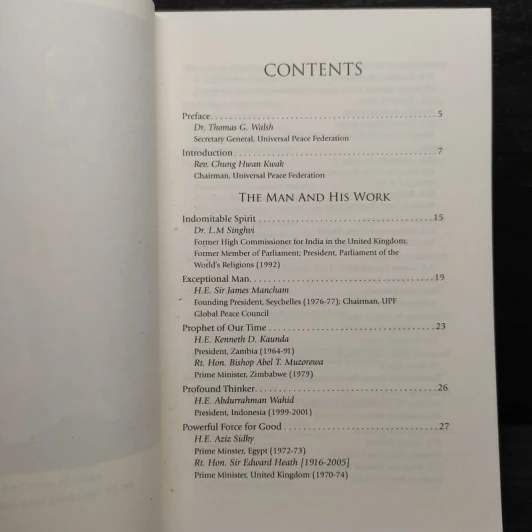 Peace King: Essays on the Life and Work of Rev. Dr. Sun Myung Moon รูปที่ 6