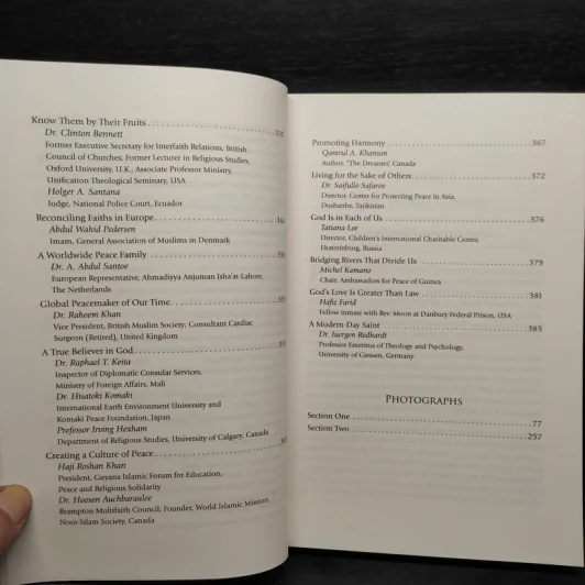 Peace King: Essays on the Life and Work of Rev. Dr. Sun Myung Moon รูปที่ 12