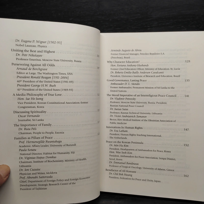 Peace King: Essays on the Life and Work of Rev. Dr. Sun Myung Moon รูปที่ 8
