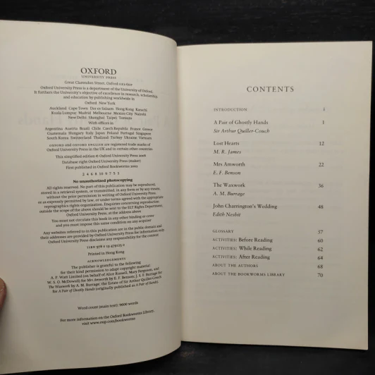 A Pair of Ghostly Hands and Other Stories - Oxford Bookworms 3 รูปที่ 5