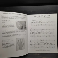 Fingerpicking Standards: 17 Songs Arranged for Solo Guitar in Standard Notation & Tablature รูปที่ 6